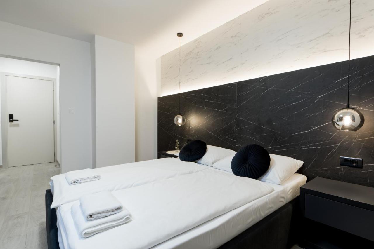 Boutique Suites Joyce Medulin With Free Parking Buitenkant foto