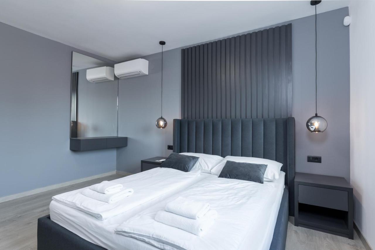 Boutique Suites Joyce Medulin With Free Parking Buitenkant foto