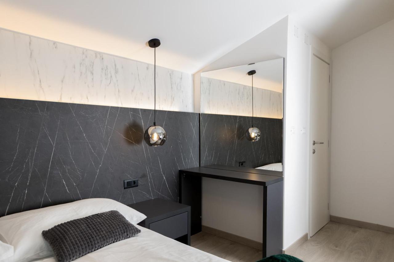 Boutique Suites Joyce Medulin With Free Parking Buitenkant foto